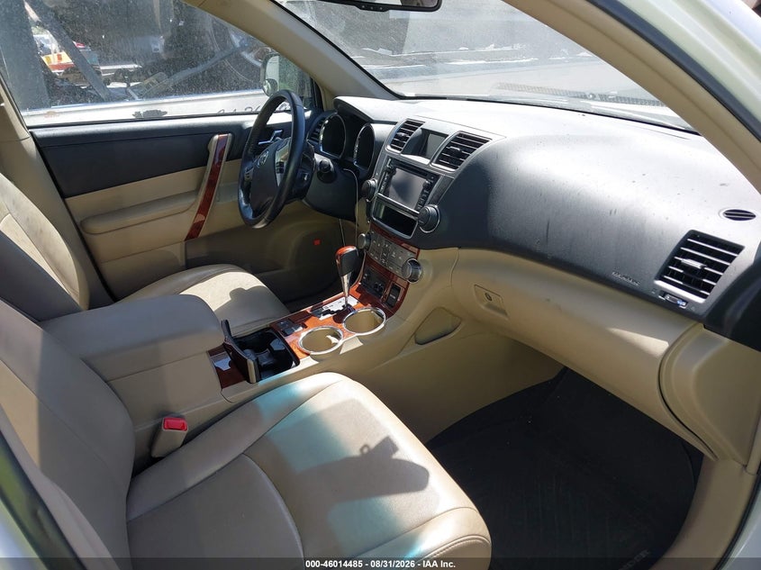 2013 TOYOTA HIGHLANDER auction photo 5