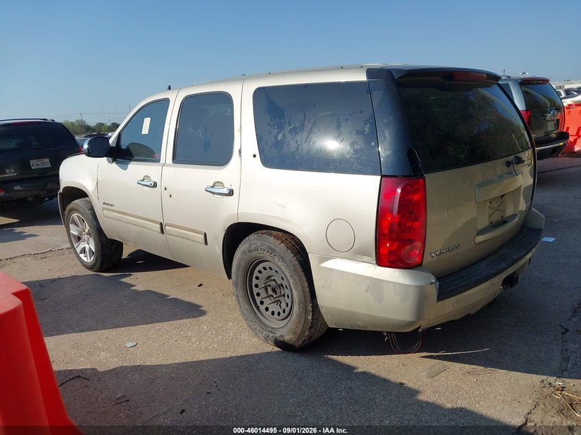 2013 GMC YUKON auction photo 3