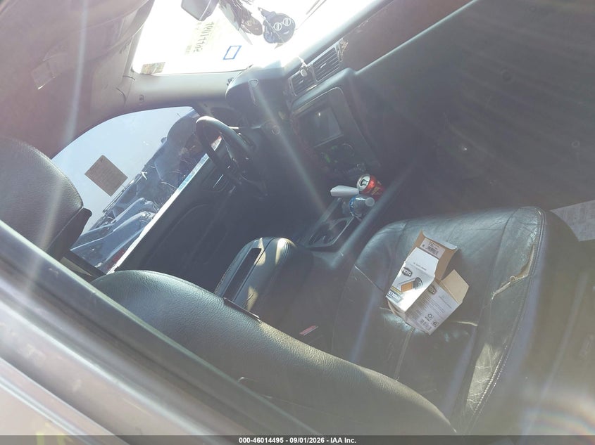 2013 GMC YUKON auction photo 5