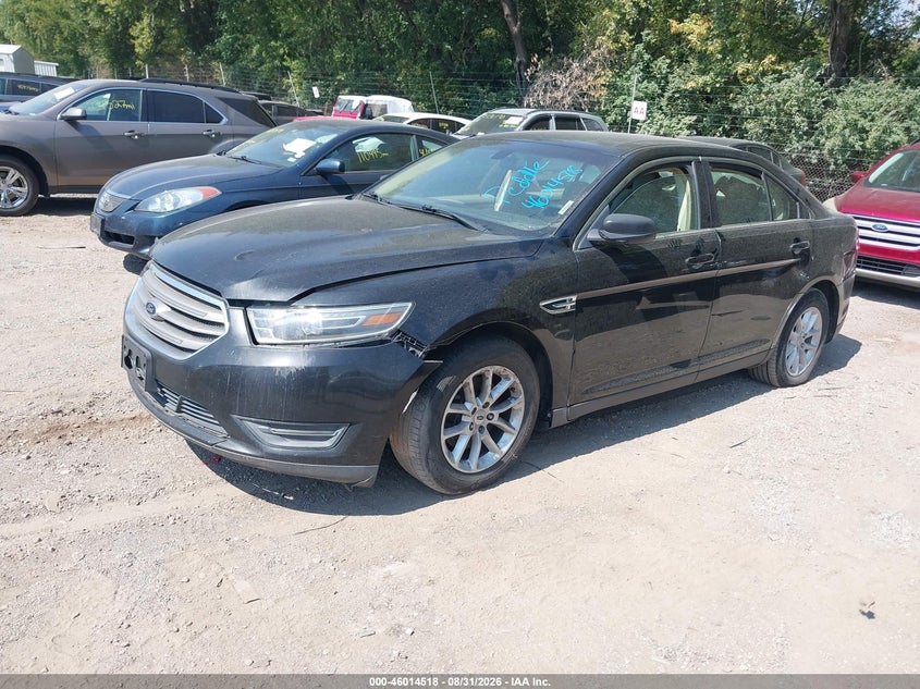 2013 FORD TAURUS auction photo 2