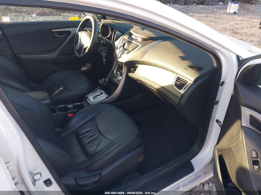 2011 HYUNDAI ELANTRA auction photo 5