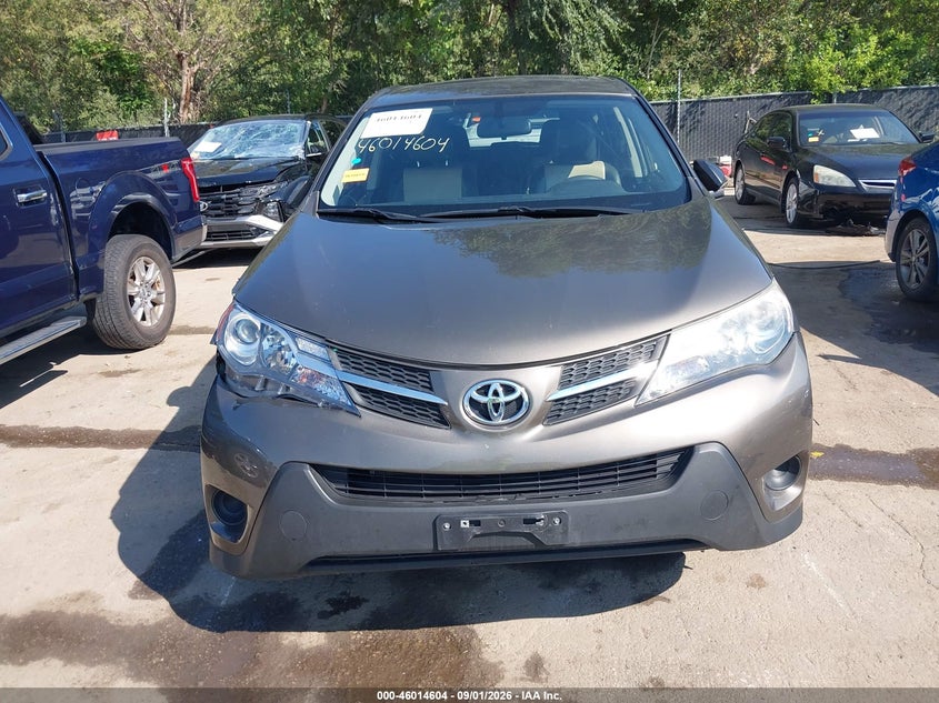 TOYOTA RAV4 - zdjęcie 12