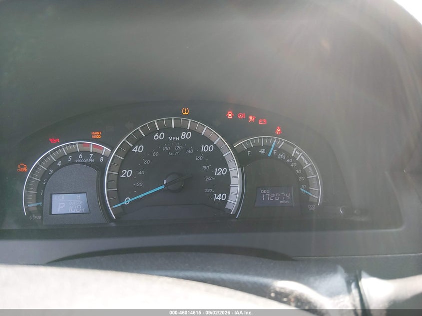 2014 TOYOTA CAMRY auction photo 7