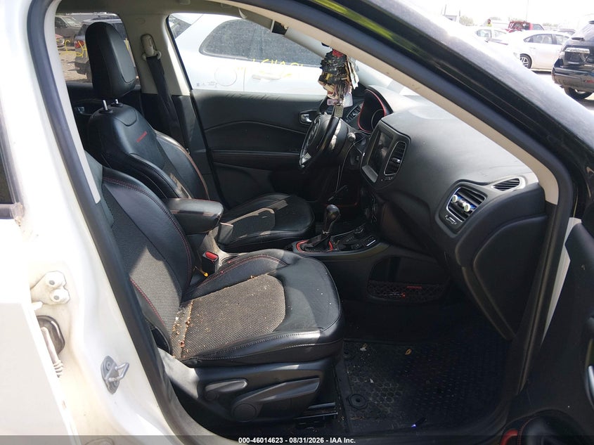 2020 JEEP COMPASS auction photo 5