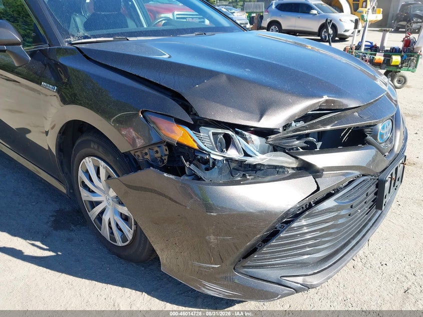 2018 TOYOTA CAMRY HYBRID auction photo 6