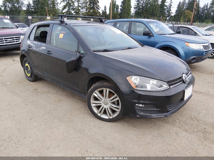 2016 VOLKSWAGEN GOLF TSI SE 4-DOOR
