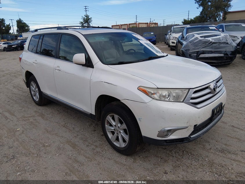Vin: 5tdbk3eh2bs055715, lot: 46514140, toyota highlander se v6 2011 img_1