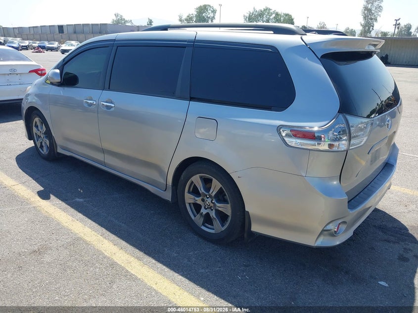 2017 TOYOTA SIENNA VAN 3.5L V-6 DI, DOHC, VVT, 296HP
