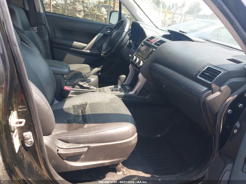 2016 SUBARU FORESTER auction photo 5