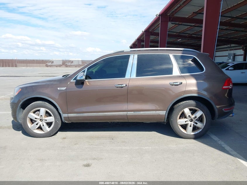 VOLKSWAGEN TOUAREG 2011 VIN WVGFK9BP4BD003848