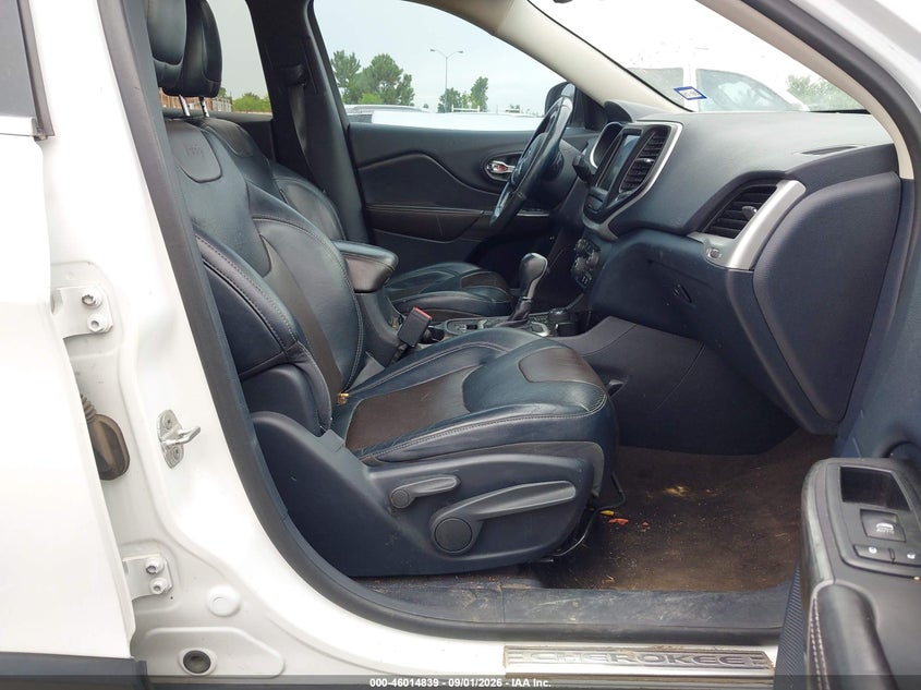 2014 JEEP CHEROKEE auction photo 5