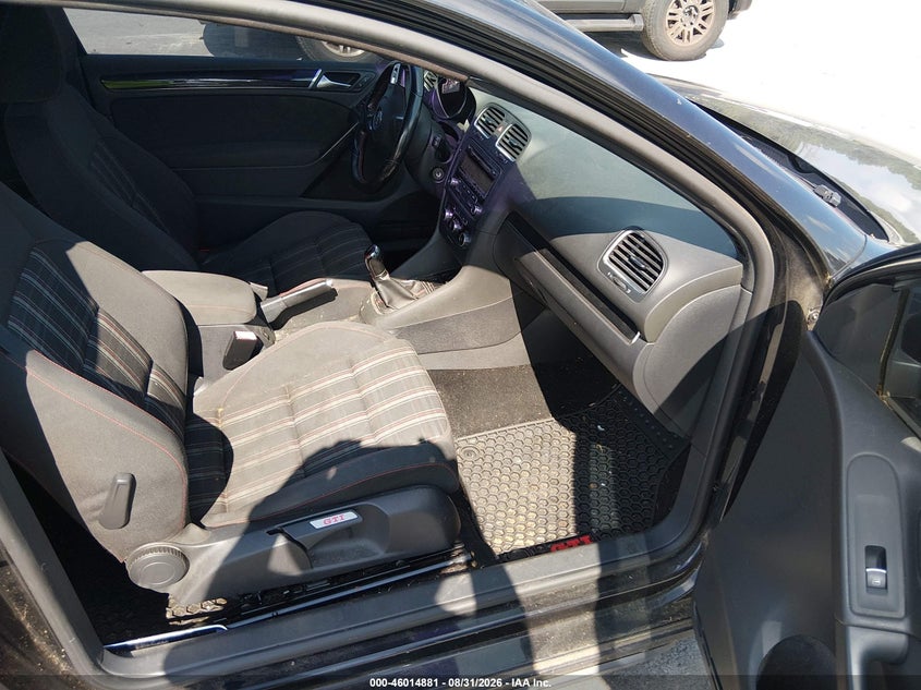 VOLKSWAGEN GTI 2011 VIN WVWEV7AJ5BW026021