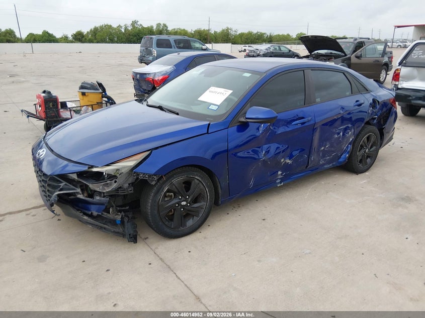 2021 HYUNDAI ELANTRA auction photo 2