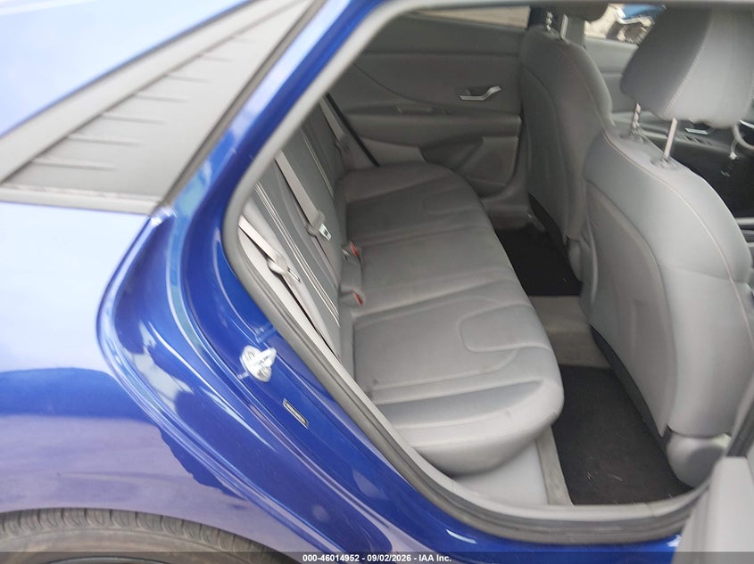 2021 HYUNDAI ELANTRA auction photo 8