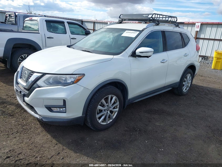 2017 NISSAN ROGUE auction photo 2