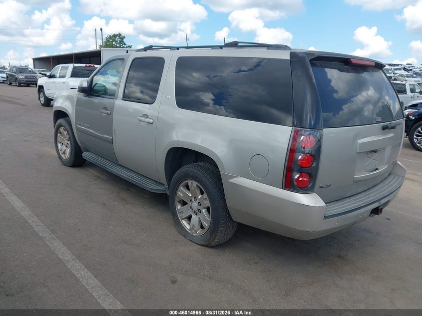 2008 GMC YUKON XL 1500 auction photo 3