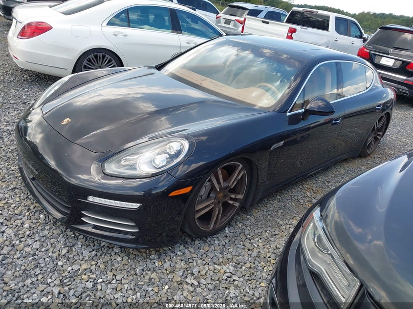 2014 PORSCHE PANAMERA auction photo 2