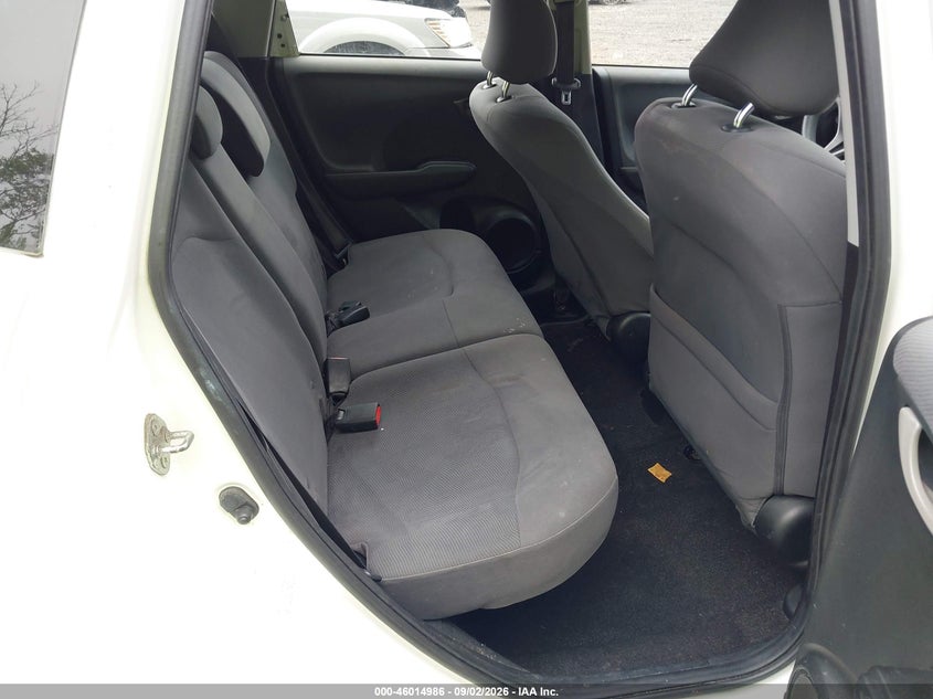 2011 HONDA FIT auction photo 8