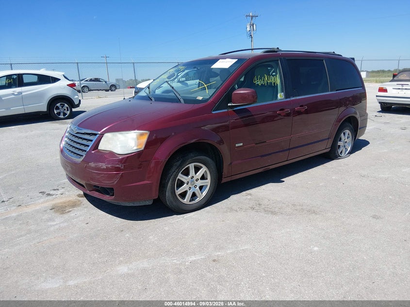 2008 CHRYSLER TOWN & COUNTRY auction photo 2