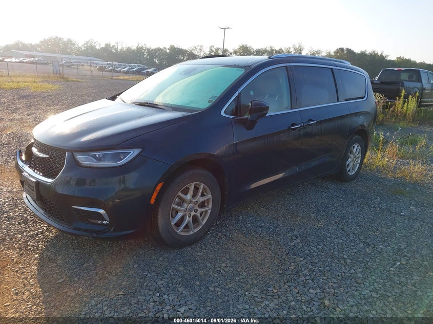 2021 CHRYSLER PACIFICA auction photo 2