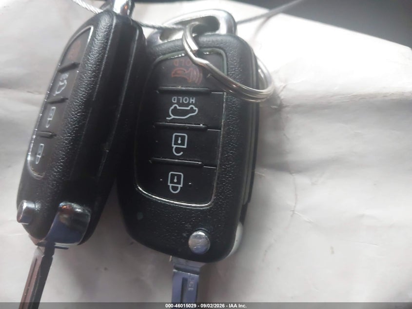 HYUNDAI TUCSON 2017 VIN KM8J23A4XHU570539