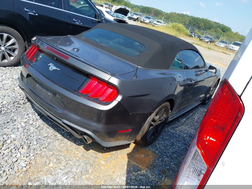 2020 FORD MUSTANG auction photo 4
