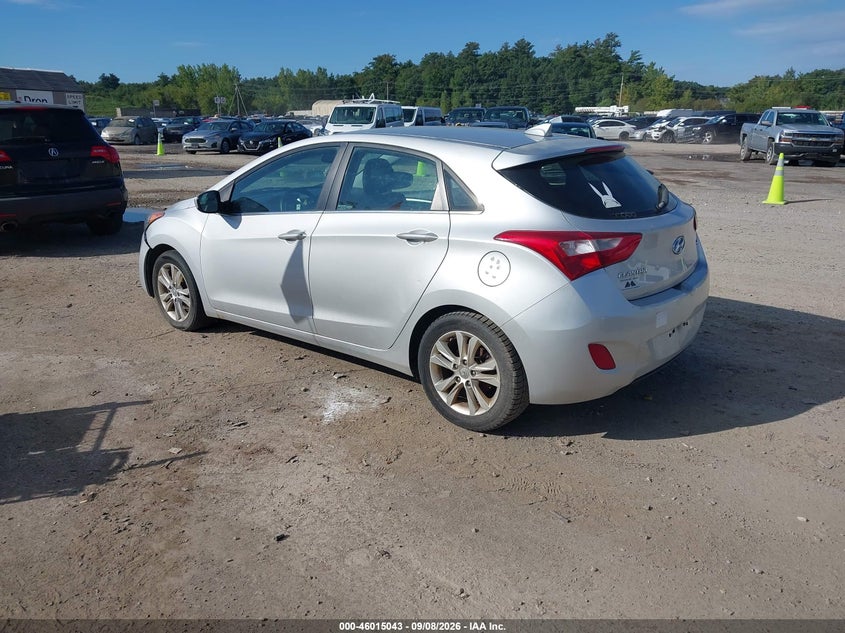 2013 HYUNDAI ELANTRA GT auction photo 3