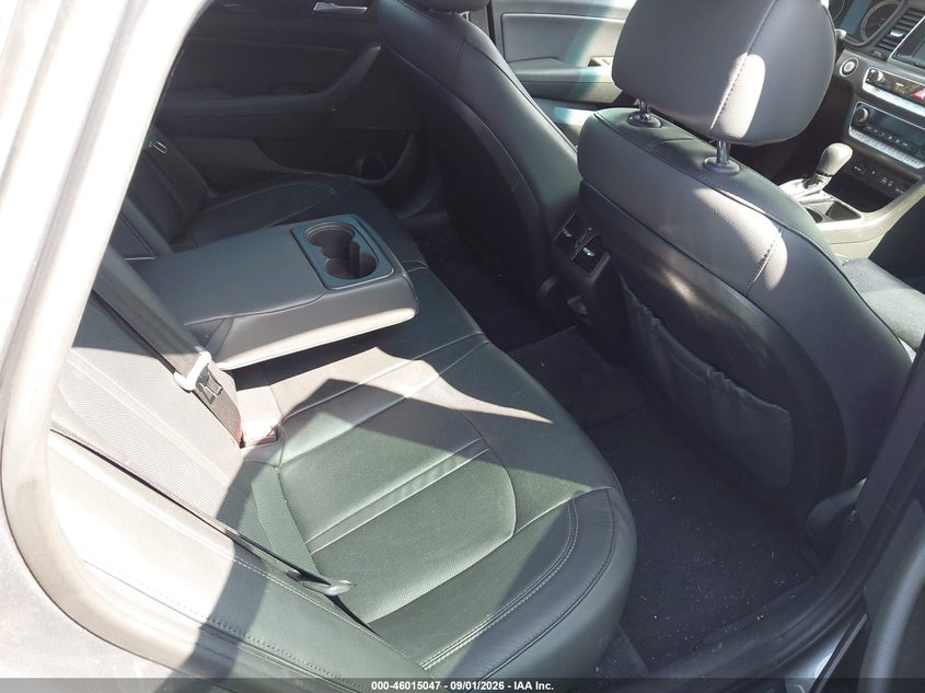 2019 HYUNDAI SONATA auction photo 8