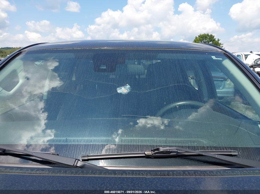 2019 TOYOTA TACOMA auction photo 6