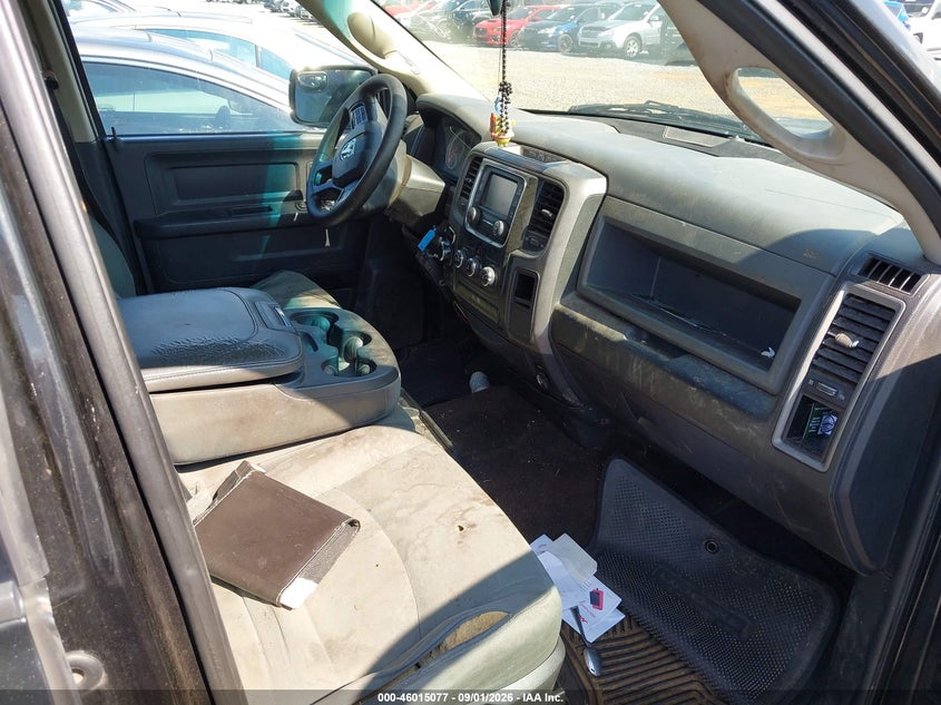 2017 RAM 1500 auction photo 5