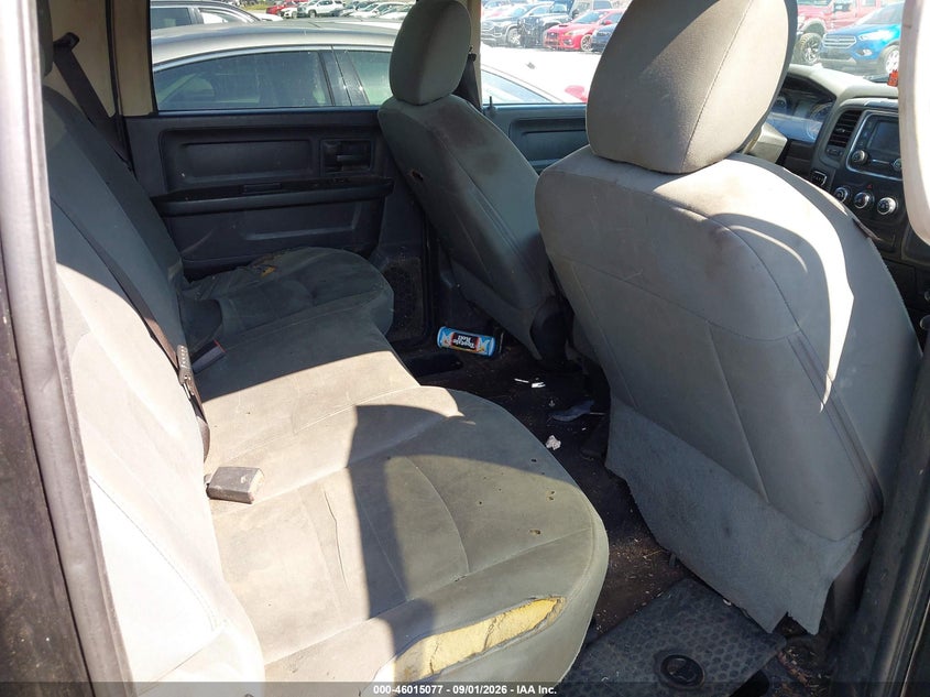 2017 RAM 1500 auction photo 8
