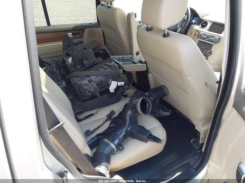2016 LAND ROVER LR4 auction photo 8