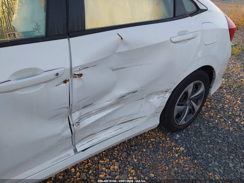 2019 HONDA CIVIC auction photo 6