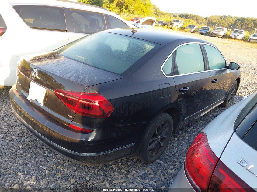 2017 VOLKSWAGEN PASSAT auction photo 4