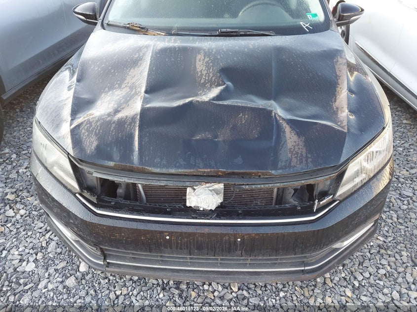 2017 VOLKSWAGEN PASSAT auction photo 6