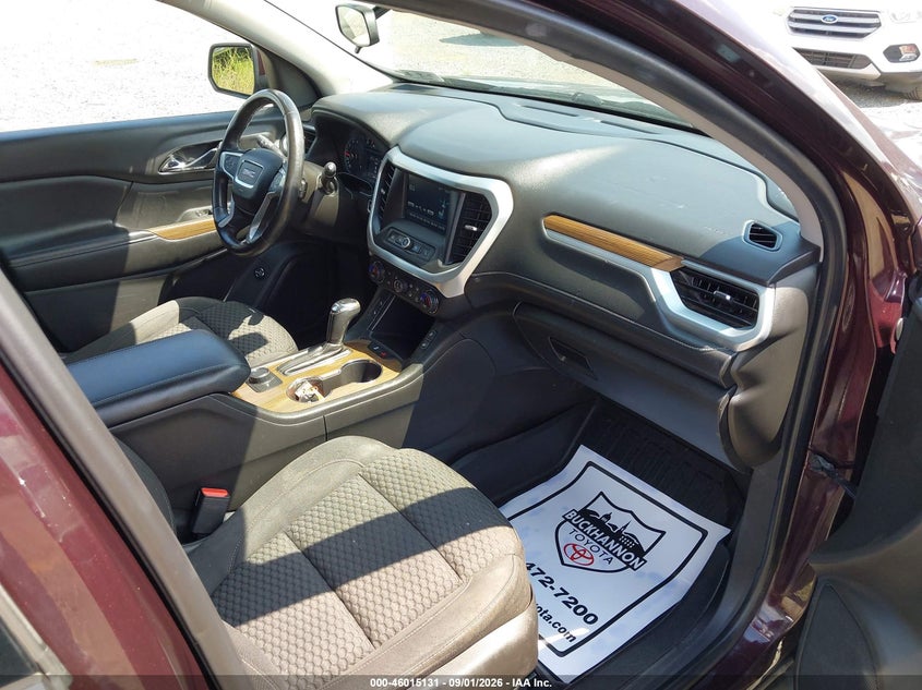 2017 GMC ACADIA auction photo 5