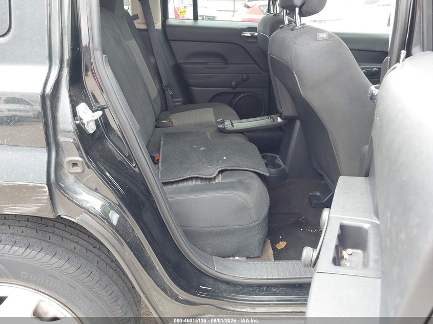 2016 JEEP PATRIOT auction photo 8