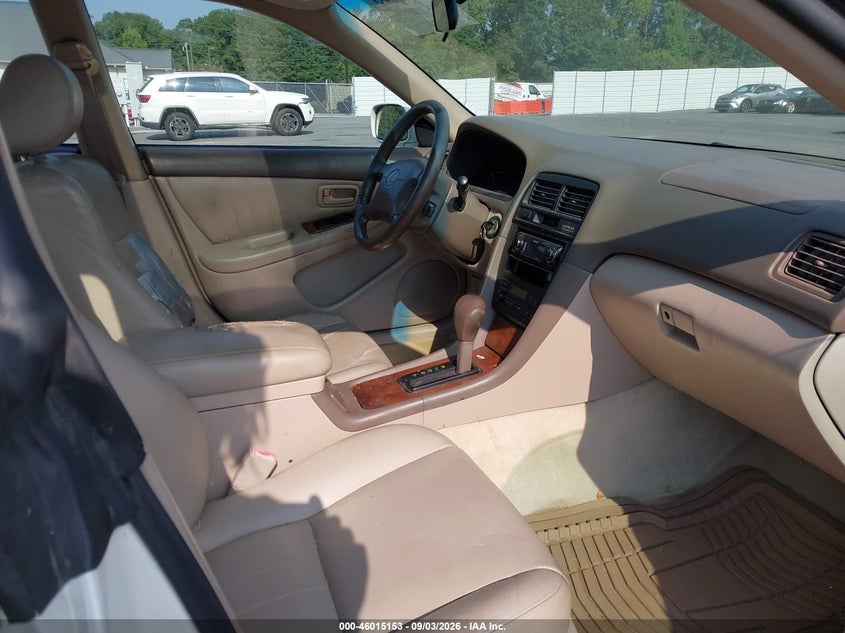 1997 LEXUS ES 300 auction photo 5