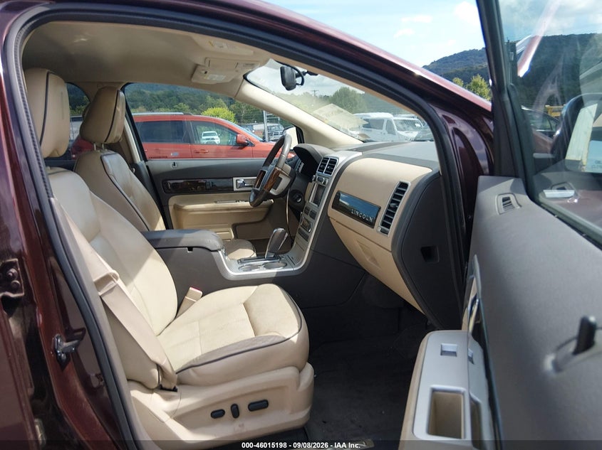 2010 LINCOLN MKX auction photo 5