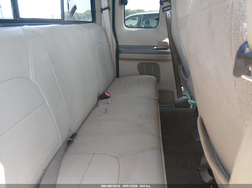 2000 FORD F-250 auction photo 8