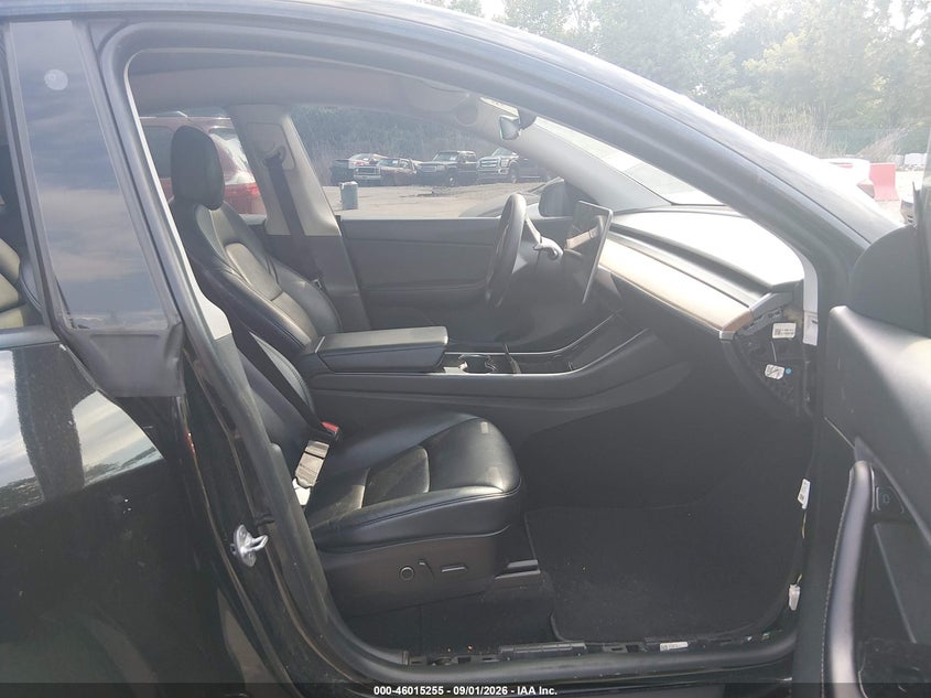 2021 TESLA MODEL Y auction photo 5