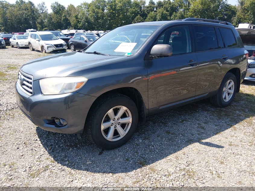 2010 TOYOTA HIGHLANDER auction photo 2