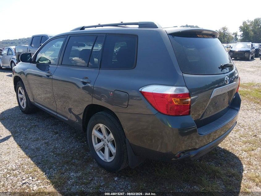 2010 TOYOTA HIGHLANDER auction photo 3