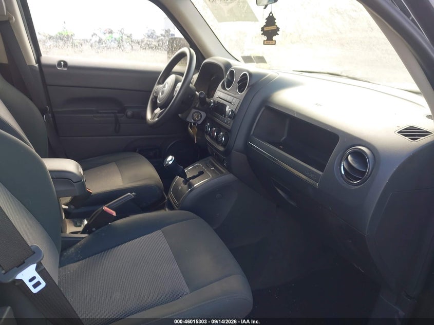 2012 JEEP PATRIOT auction photo 5