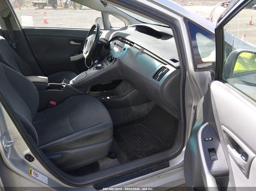 2010 TOYOTA PRIUS auction photo 5