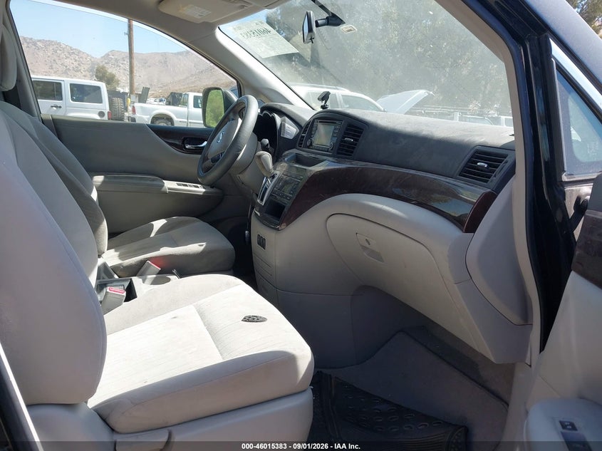 2015 NISSAN QUEST auction photo 5