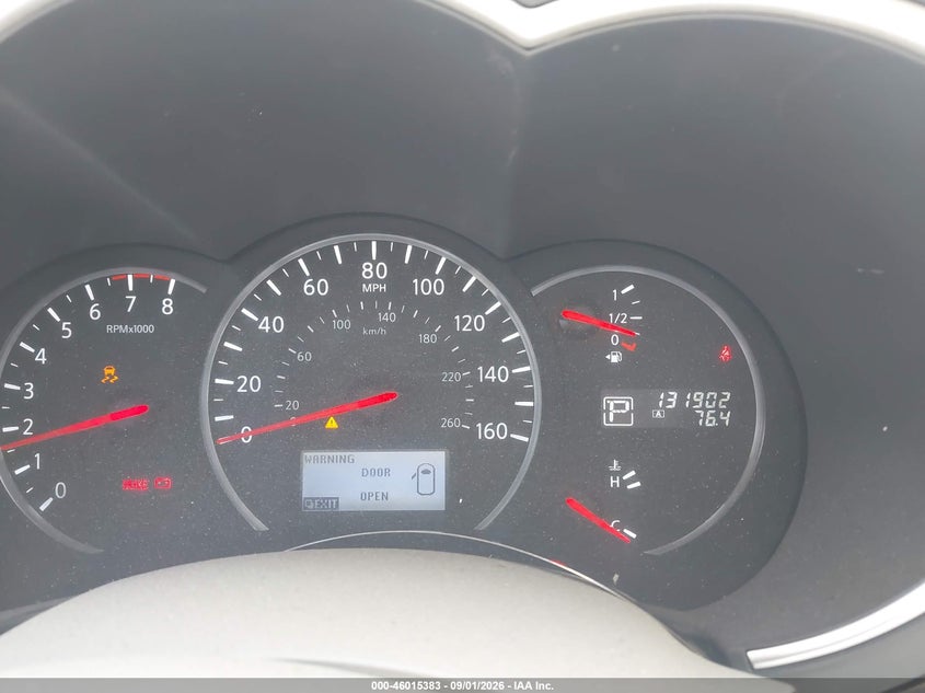 2015 NISSAN QUEST auction photo 7