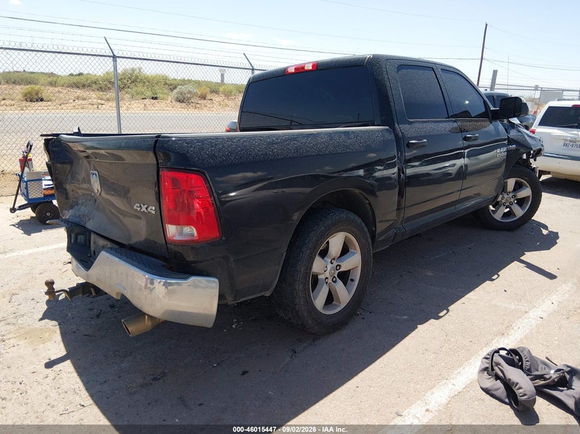 2022 RAM 1500 CLASSIC TRADESMAN 4X4 5'7 BOX · Фото 4