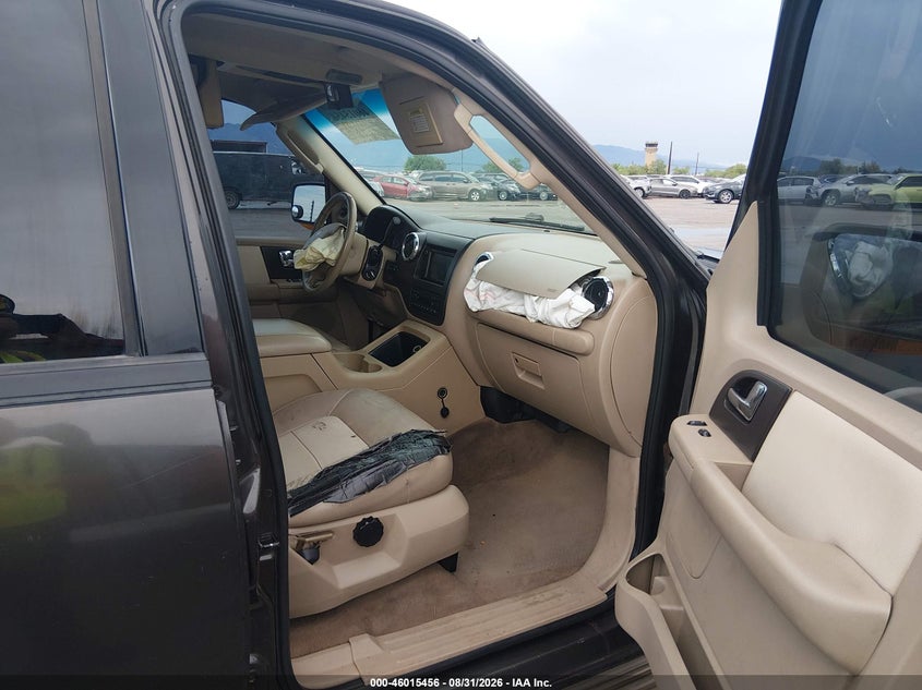 FORD EXPEDITION 2005 VIN 1FMPU17525LA08564