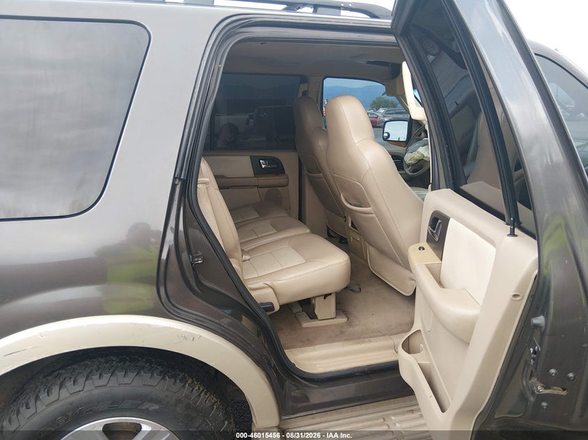 FORD EXPEDITION 2005 VIN 1FMPU17525LA08564